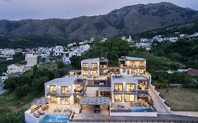 Four Horizons Luxury Villas